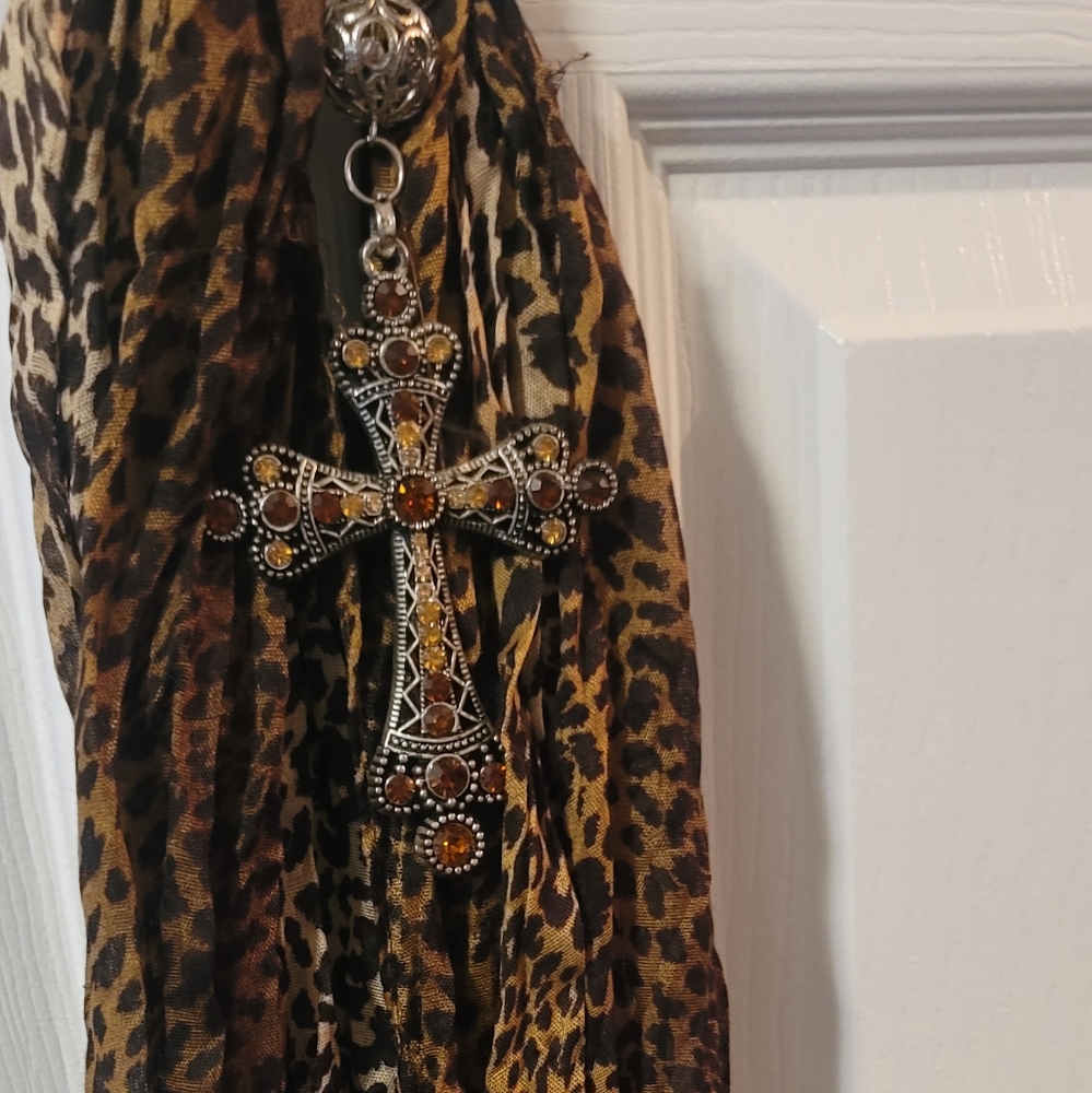 Scarf - Picture 3 of 3